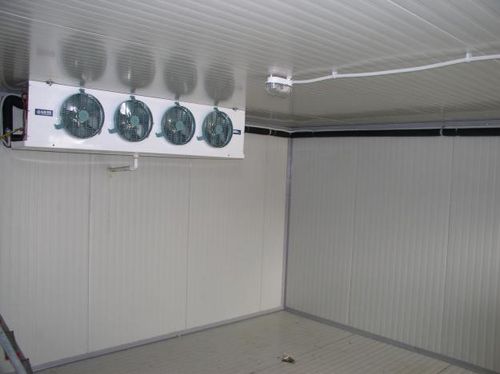 Холодильные камеры (среднетемпературные)